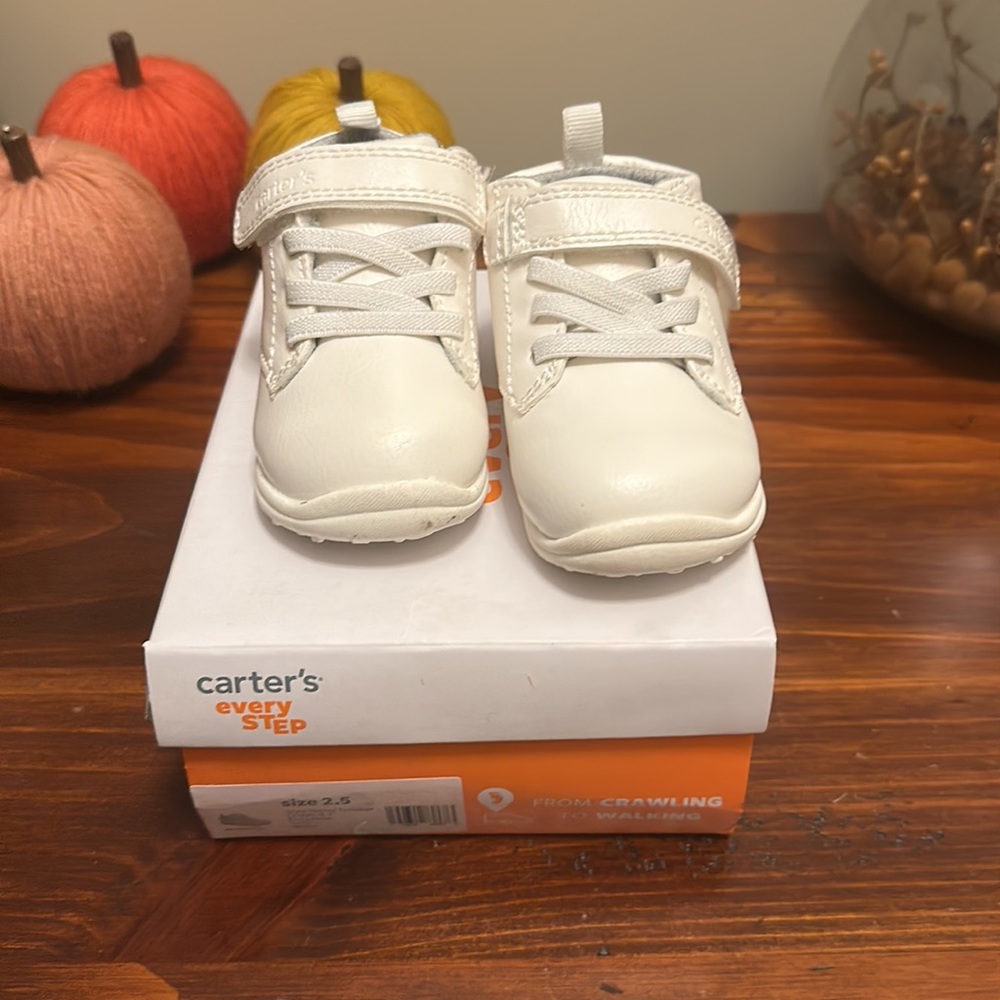 Carter's Unisex-Child Charlie-p Boot